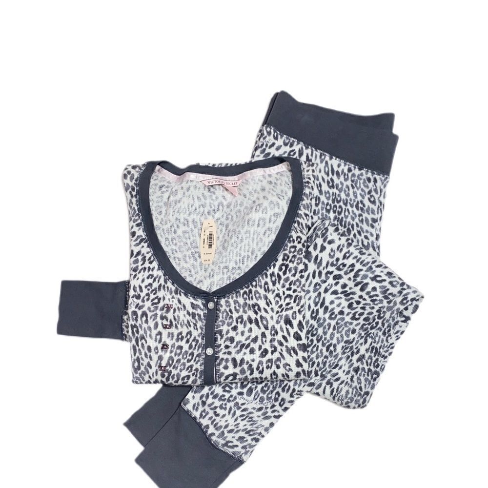 Victoria’s Secret fireside thermal long Jane pajama Set animal print
